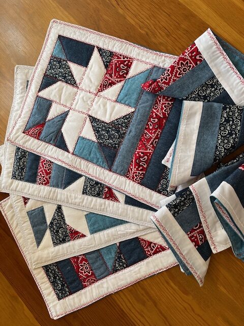 Placemats napkins red white blue